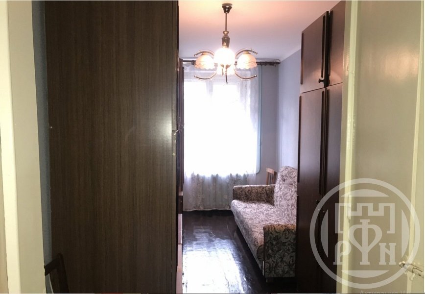Продажа 3-комн квартиры на вторичном рынке Петергоф г., Ропшинское шос.,  д. 4