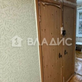 Продажа 2-комн квартиры на вторичном рынке улица Молостовых,  д. 16 к4