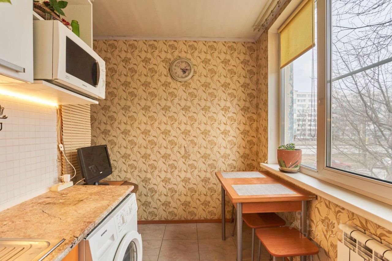 Продажа 2-комн квартиры на вторичном рынке Софийская улица, 48К1