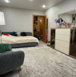 Продажа 2-комн квартиры на вторичном рынке Школьная улица,  д. 90 к3