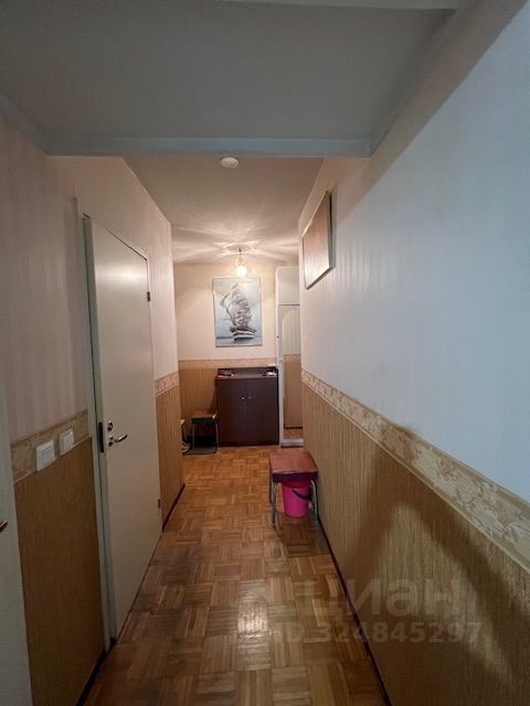 Продажа 3-комн квартиры на вторичном рынке Южный мкр, улица Аэропортовская, 7