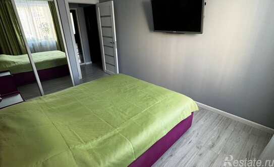 Продажа 2-комн квартиры на вторичном рынке улица Маршала Казакова,  д. 12 к4