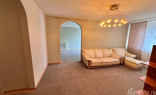 Продажа 4-комн квартиры на вторичном рынке ул Академика Пилюгина,  д. 8,  к. 1