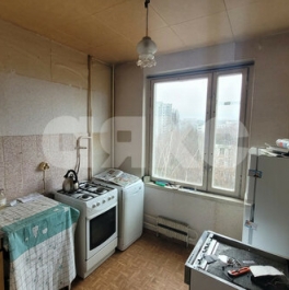 Продажа 2-комн квартиры на вторичном рынке Чертановская ул,  д. 44