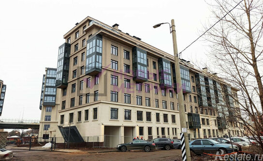 Продажа 1-комн квартиры на вторичном рынке Ремесленная улица,  д. 17 литА