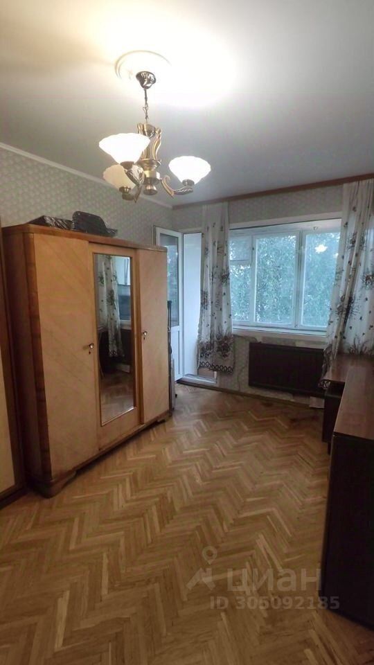 Продажа 3-комн квартиры на вторичном рынке Серебристый бульвар, 22К1