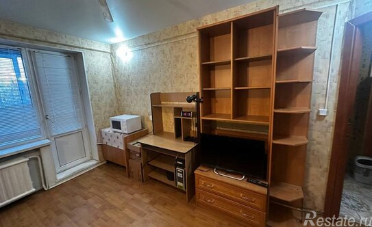 Продажа 2-комн квартиры на вторичном рынке Белградская улица,  д. 22 к2