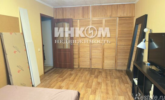 Продажа 2-комн квартиры на вторичном рынке Живописная улица,  д. 13 к2
