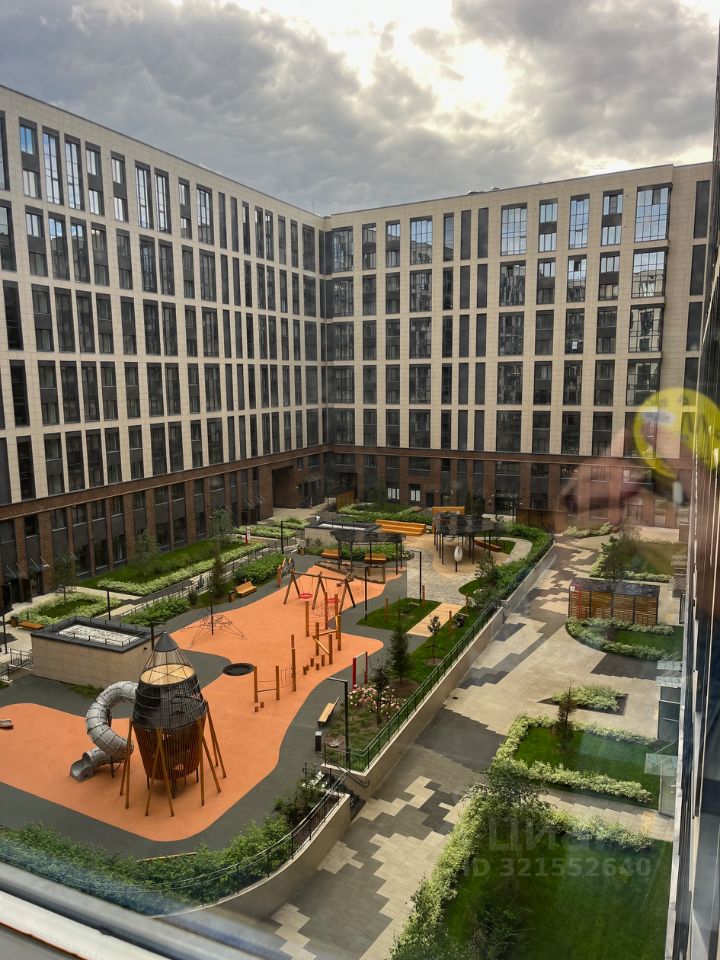 Продажа 1-комн квартиры на вторичном рынке Уральская улица, 25