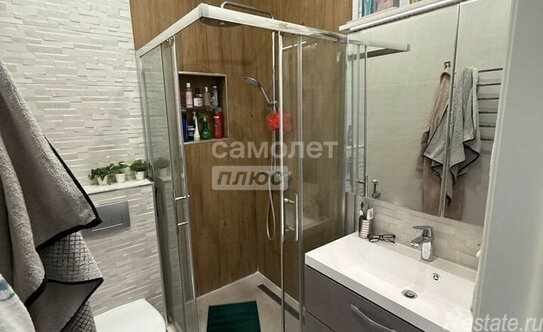 Продажа 2-комн квартиры на вторичном рынке Авиационная улица,  д. 77 к2