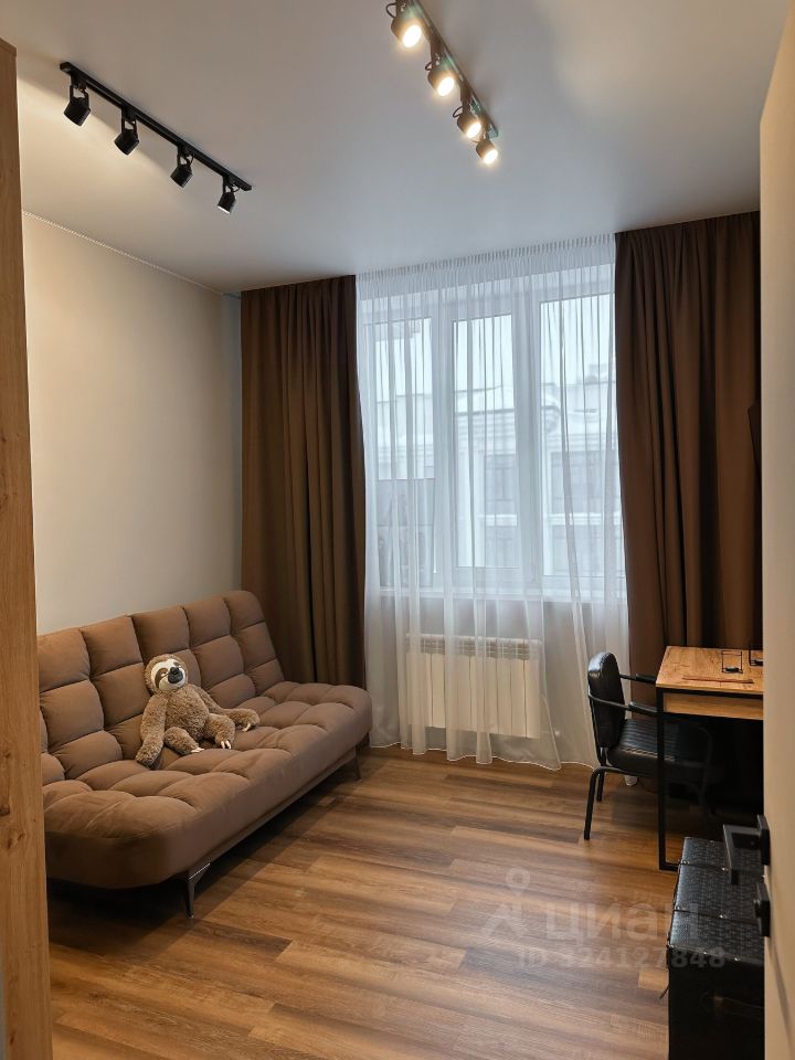 Продажа 3-комн квартиры на вторичном рынке улица 3-я Ямского Поля, 9