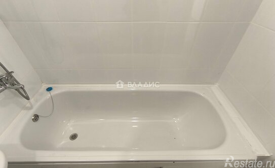 Продажа 1-комн квартиры на вторичном рынке Машиностроения 1-я ул,  д. 5А