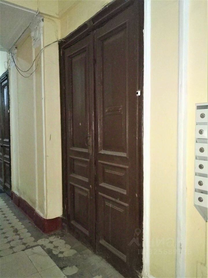 Продажа 5-комн квартиры на вторичном рынке улица Красного Курсанта,  д. 9а