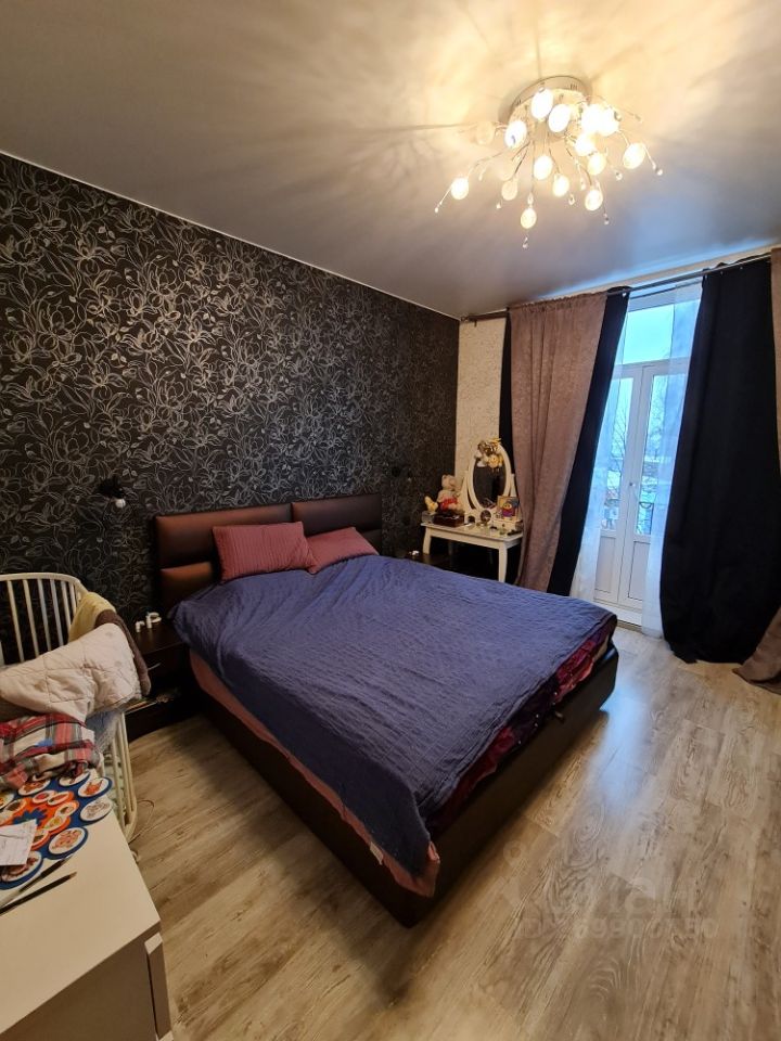 Продажа 2-комн квартиры на вторичном рынке Кондратьевский проспект, 18-20