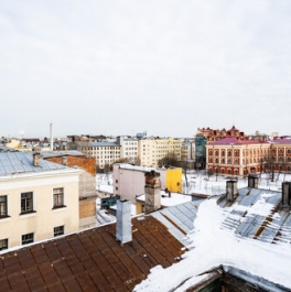 Продажа 3-комн квартиры на вторичном рынке улица Маяковского,  д. 3