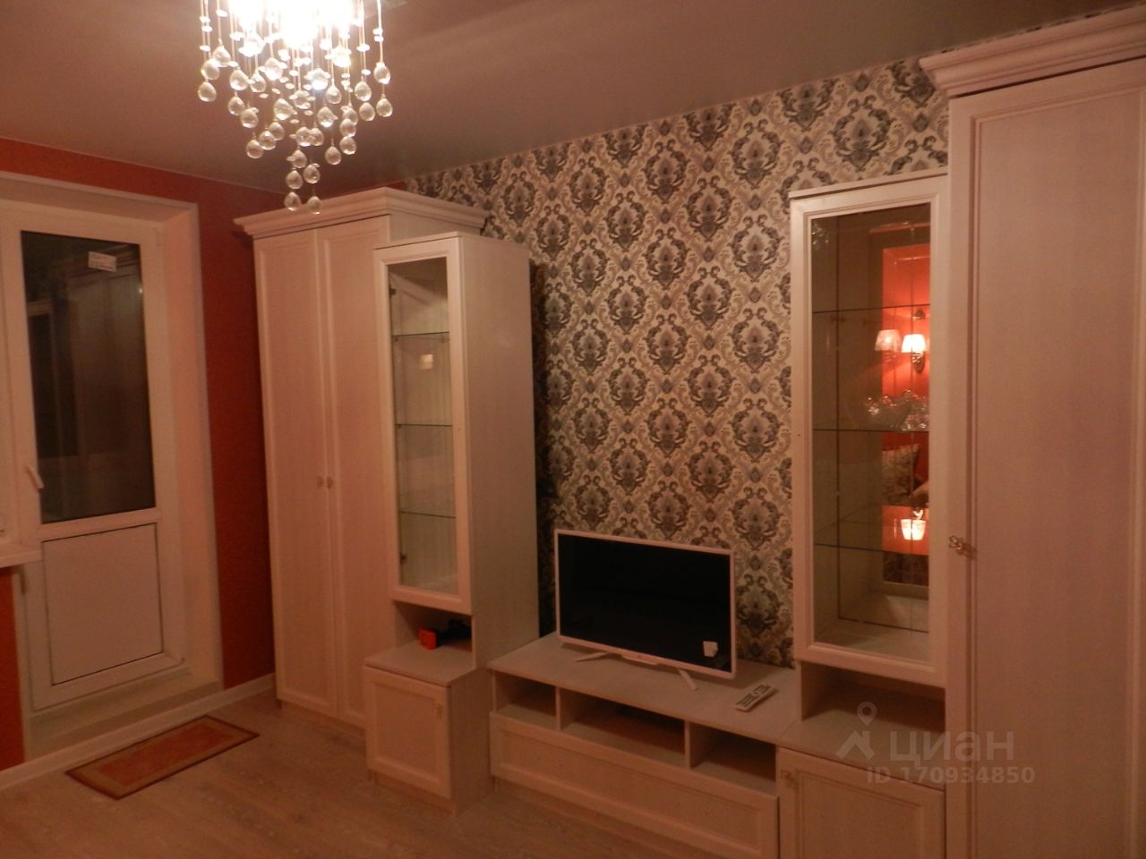 Аренда 1-комн квартиры на вторичном рынке с. Домодедово, улица Творчества, 5к1