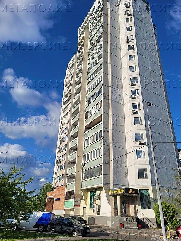 Аренда торгового помещения 60-летия Октября пр-кт,  д. 19