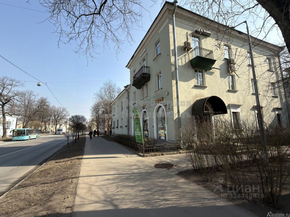 Продажа торгового помещения ул Савушкина,  д. 68