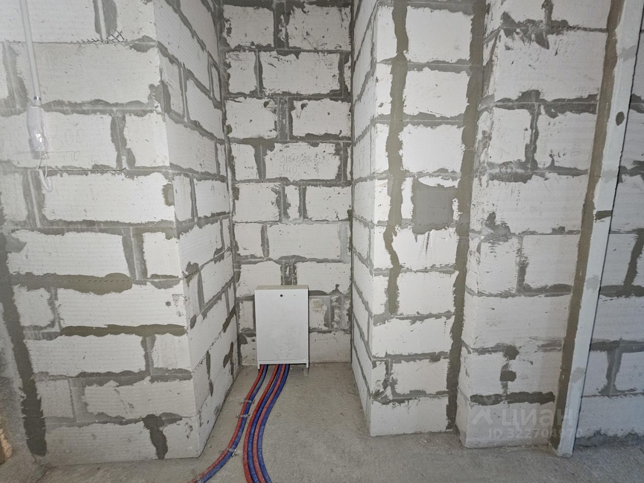 Продажа 1-комн квартиры на вторичном рынке Клинская улица, 2А