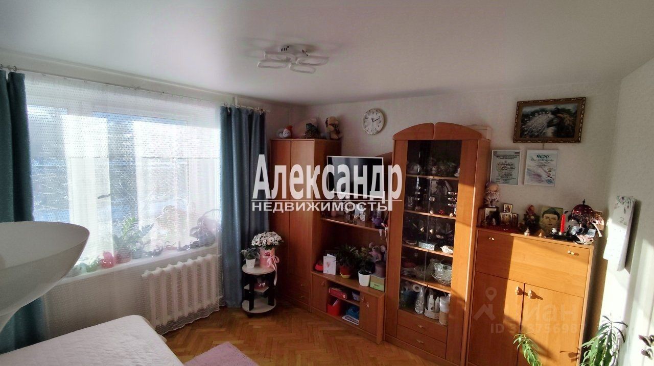 Продажа 2-комн квартиры на вторичном рынке Ленинский проспект, 130/6