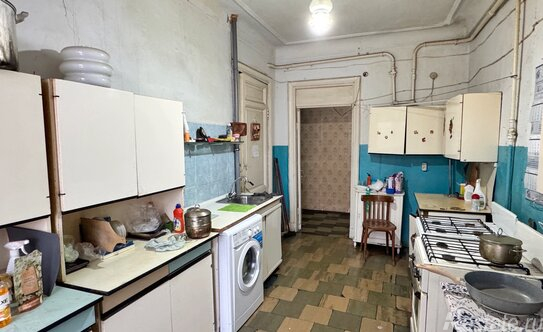 Продажа 6-комн квартиры на вторичном рынке ул Ставропольская,  д. 1