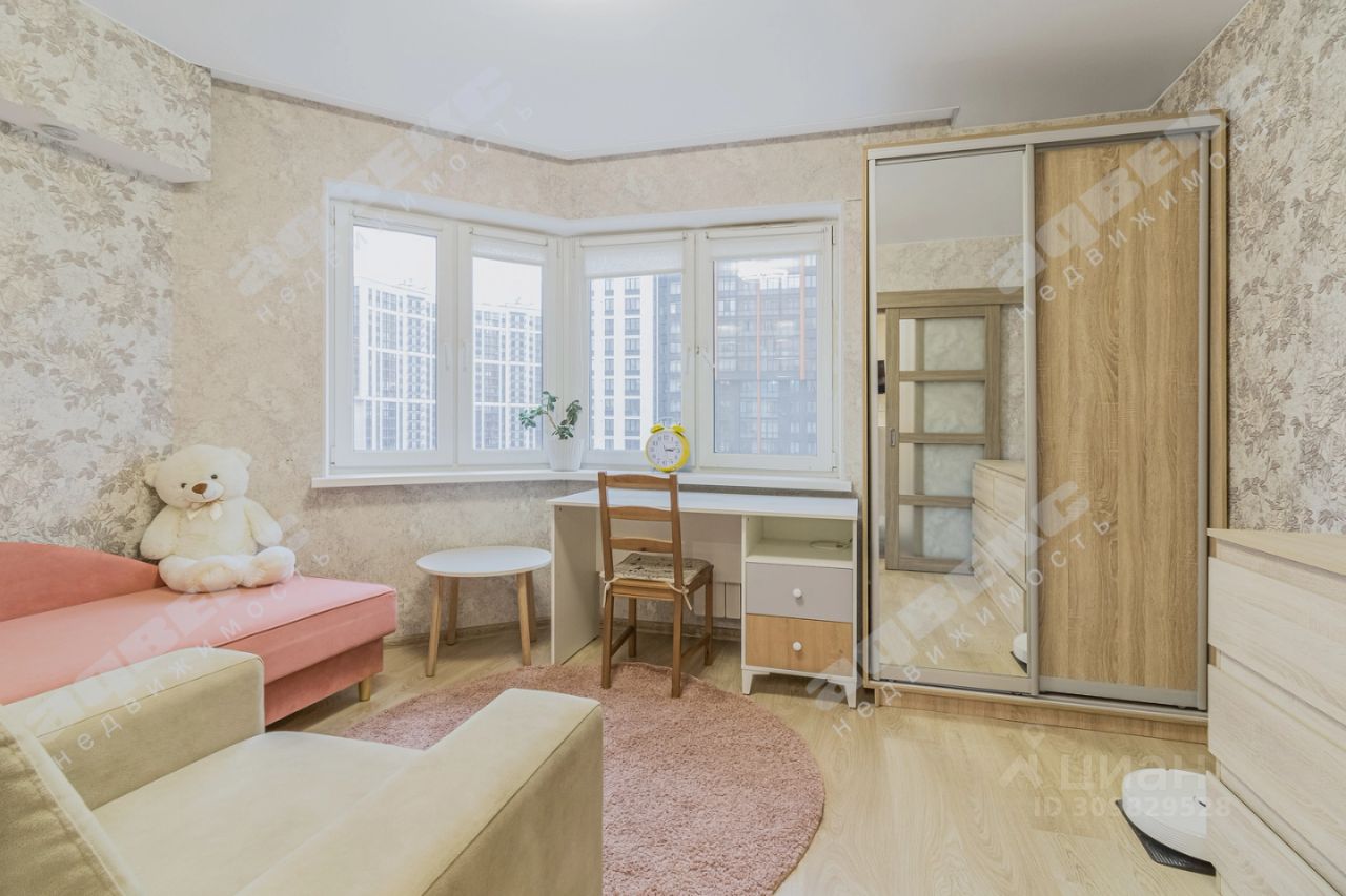 Продажа 2-комн квартиры на вторичном рынке Глухарская улица, 27к1