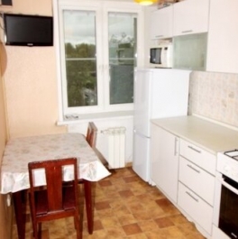 Продажа 1-комн квартиры на вторичном рынке Никитинская улица,  д. 6