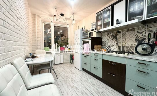 Продажа 2-комн квартиры на вторичном рынке ул Планетная,  д. 2