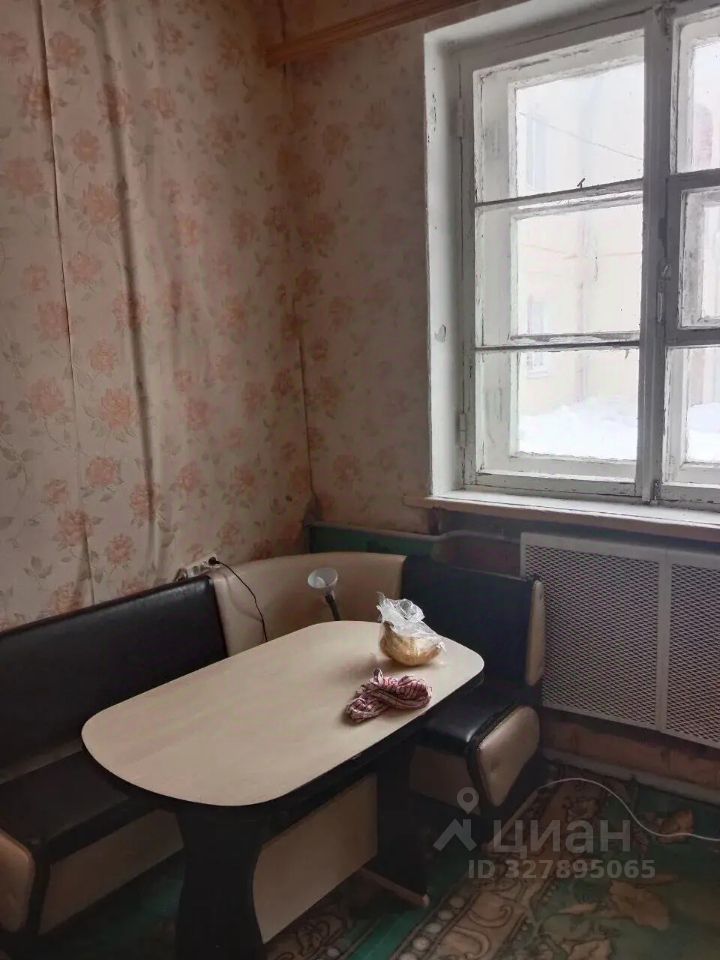 Продажа комнаты Ликино-Дулево, Комсомольская улица,  д. 8