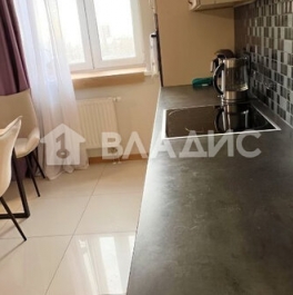 Продажа 2-комн квартиры на вторичном рынке Железнодорожный пер,  д. 12