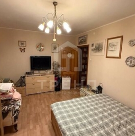 Продажа 2-комн квартиры на вторичном рынке улица Тамбасова,  д. 21 к2