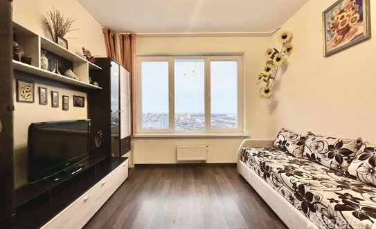 Продажа 2-комн квартиры на вторичном рынке Митинская улица,  д. 28 к4