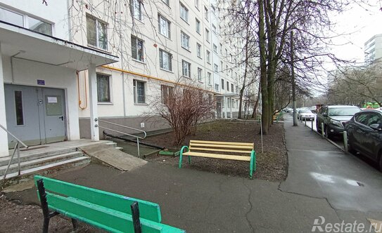 Продажа 2-комн квартиры на вторичном рынке улица Академика Зелинского,  д. 6