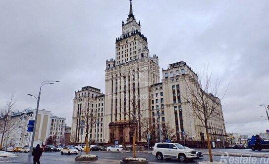 Продажа 3-комн квартиры на вторичном рынке ул Садовая-Спасская,  д. 21/1