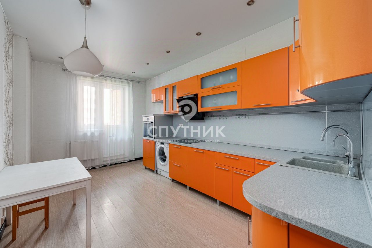 Продажа 3-комн квартиры на вторичном рынке Новая Деревня мкр, Пушкино, Набережная улица, 35к6