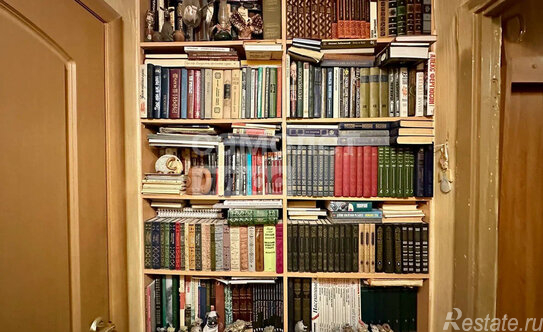 Продажа 4-комн квартиры на вторичном рынке ул Верхние Поля,  д. 6