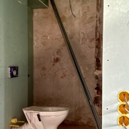 Продажа 2-комн квартиры на вторичном рынке улица Куйбышева,  д. 12