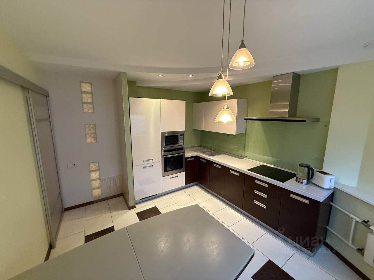 Продажа 3-комн квартиры на вторичном рынке бульвар Дмитрия Донского, 11К2