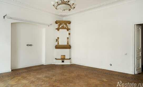 Продажа 6-комн квартиры на вторичном рынке ул Марата,  д. 50