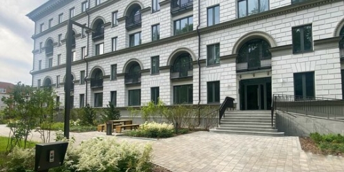 2-комн квартира ул Зеленогорская,  д. 3