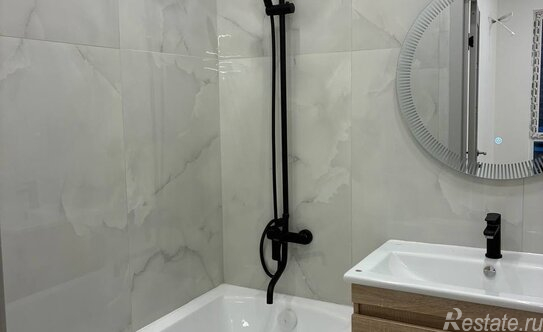 Продажа 3-комн квартиры на вторичном рынке Новоостаповская улица,  д. 20