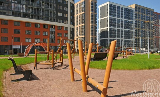 Продажа 2-комн квартиры на вторичном рынке Бугры, ул Тихая,  д. 10