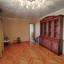 Продажа 3-комн квартиры на вторичном рынке ул Гришина,  д. 15