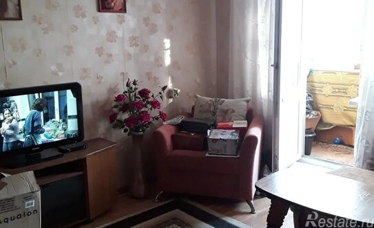 Продажа 2-комн квартиры на вторичном рынке Лодейное Поле, ул Набережная,  д. 3