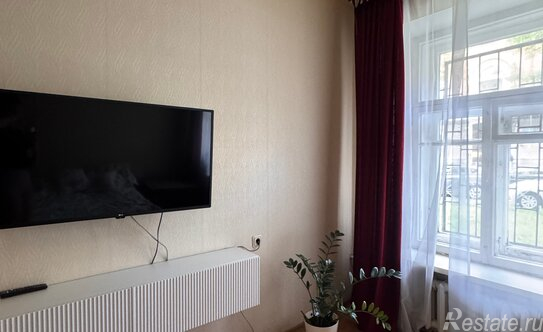 Продажа 3-комн квартиры на вторичном рынке 13-я линия,  д. 62