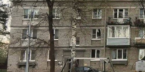 Комната пос. Стрельна, улица Лодыгина, 10/8