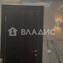 Продажа 1-комн квартиры на вторичном рынке бульвар Головнина,  д. 3 к1