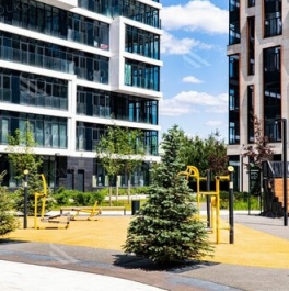 Продажа 3-комн квартиры на вторичном рынке проспект Генерала Дорохова,  д. 39 к1В