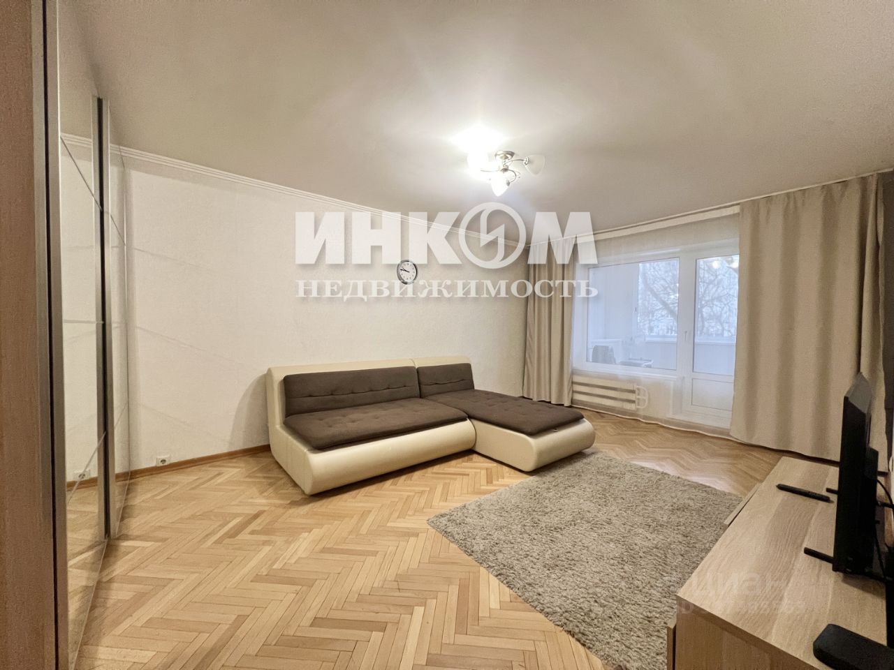 Продажа 1-комн квартиры на вторичном рынке Большая Очаковская улица, 19