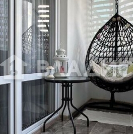 Продажа 1-комн квартиры на вторичном рынке Лобня, ул Центральная,  д. 4